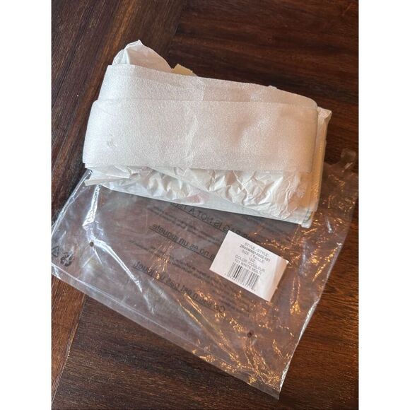 NWT!!  Marc Jacobs X Wizard of Oz mini bag - Picture 13 of 14